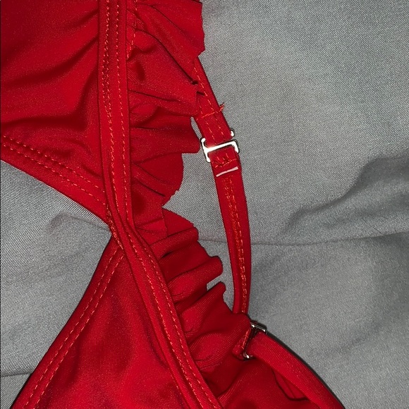 Red Bikini with Ruffles (small) - Picture 4 of 4